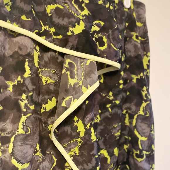 Rachel Roy Neon ruffle skirt - Picture 3 of 4